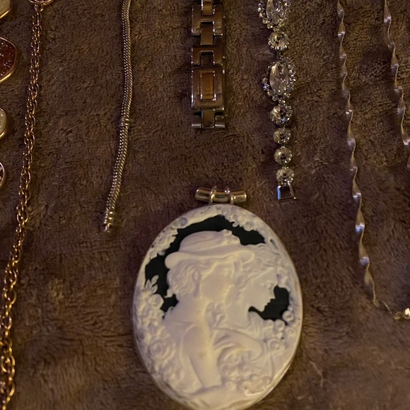 Mixed lot of Sterling and carved cameo - Picture 3 of 5